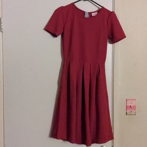Lularoe Amelia dress size xs raspberry